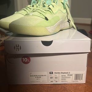 Harden Stepback 3 basketball shoes Lime greenish/yellow - BRAND NEW